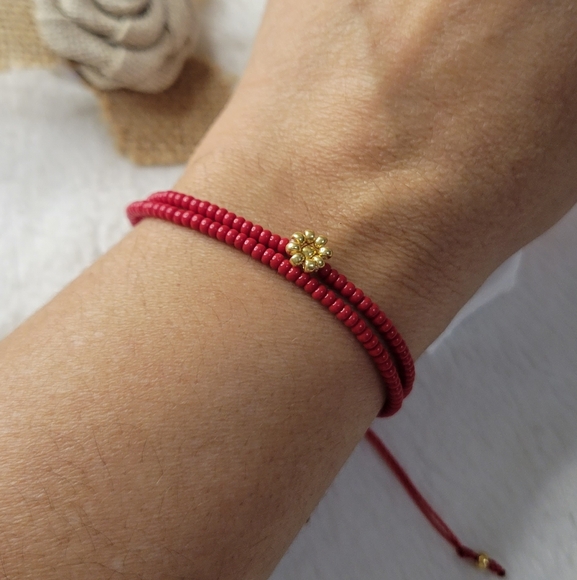 🌹NWT M14 Single Daisy. Preciosa and MIYUKI Seed Bead. Adjustable. - Picture 1 of 8